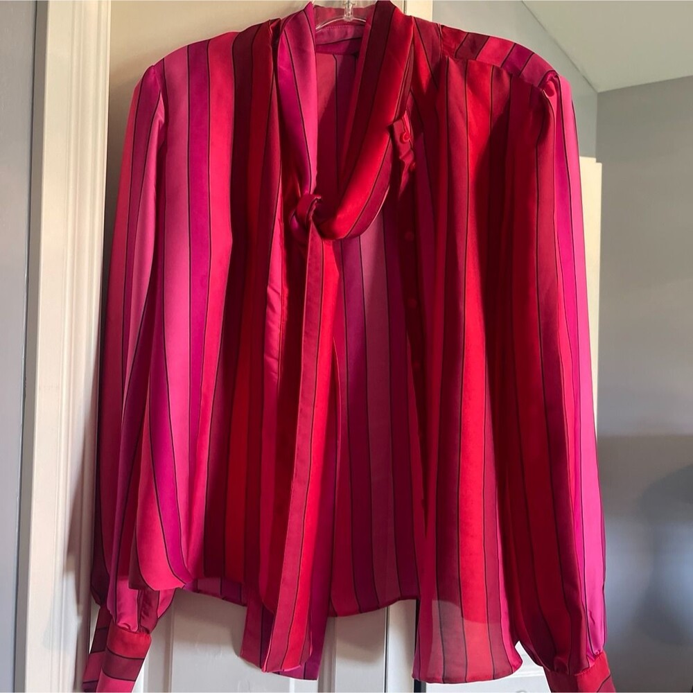Office Wear Express Women's Pink Striped Bow/ Tie Neck Long Sleeve Blouse Sz S
